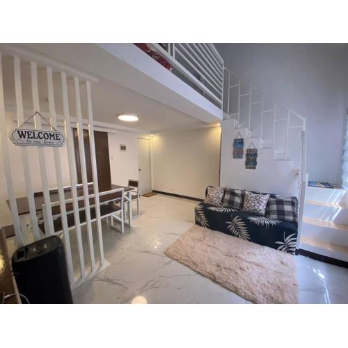 Atria's Bed & Breakfast at Laiya