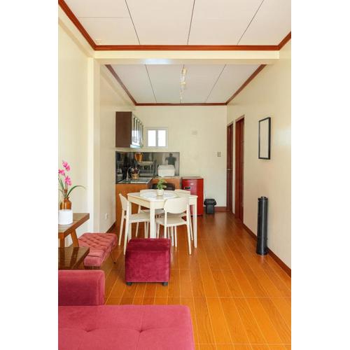 Audi's Home - Close to Airport, SM, Accessible!