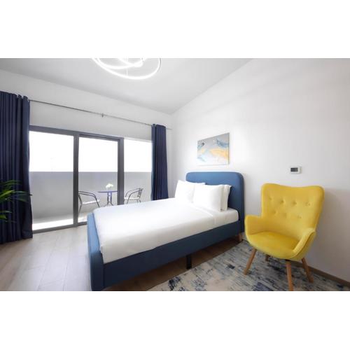 Aura Azizi - Downtown Jabel Ali by Golden Casa