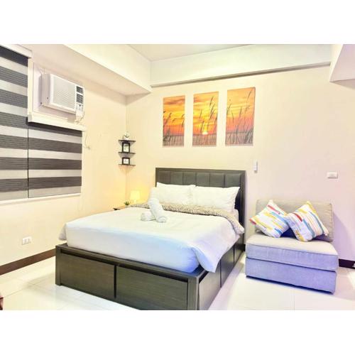 Aura Zen Suites condotel