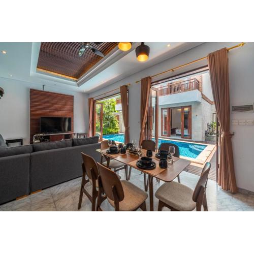 Authentic Temple & Garden: 5BR Villa