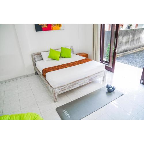 Ava Guesthouse #3 - Cozy Room with Desk&Kitchenette