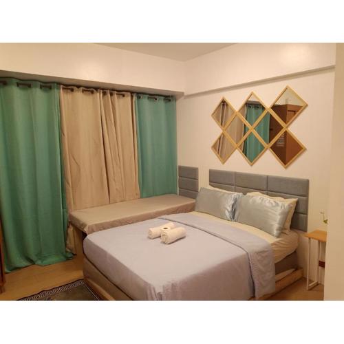 Avah de lara condotel NAIA T3