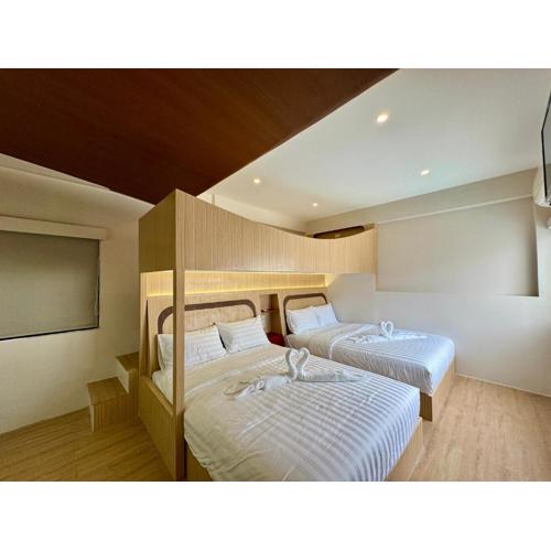 AVALAN PhayaThai airport link