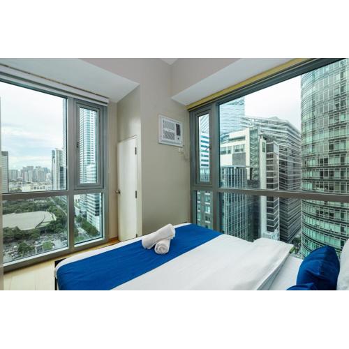 Avant at the Fort BGC 1BR Flr to Ceiling Cor Unit with Great View