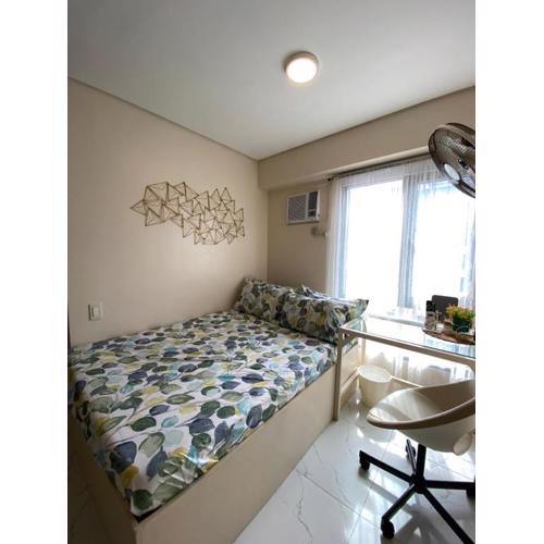Avida Towers New Manila near Crame, Cubao and Greenhills