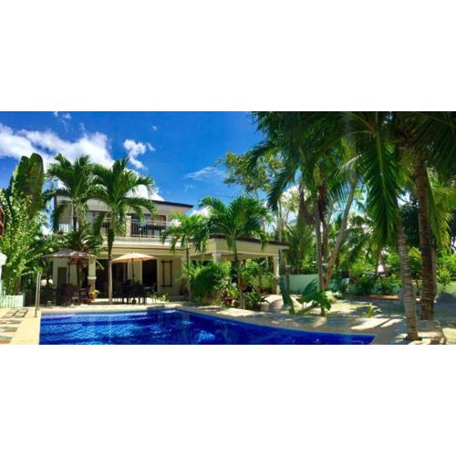 Avila's Hostel Moalboal near Beach