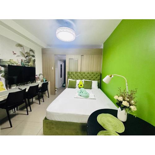 AVOCADO ROOM by Surestay MOA