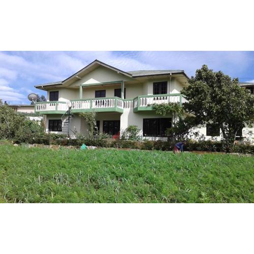 Avon Field Holiday Bungalow