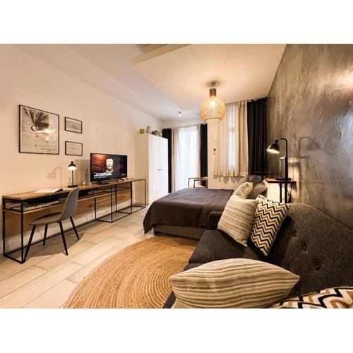 Avya's Studio 113 at Ebene Square, Ebene