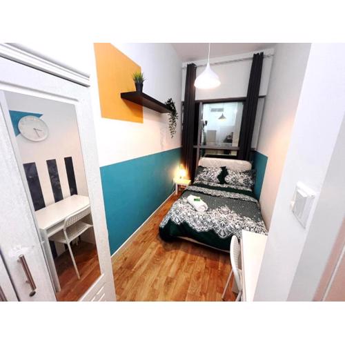 Awesom Partition Room In Barsha Heights Tecom