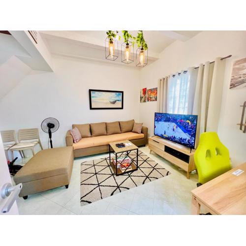 Awesome 2 bedrooms, living & dining area