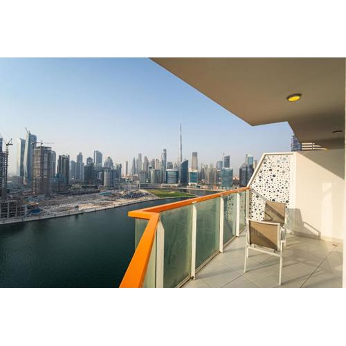 AWS Holiday Homes - Luxurious 2BR in Business Bay