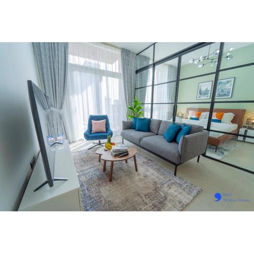 AWS Holiday Homes - Stylish 2BR Apt at Dubai Hills