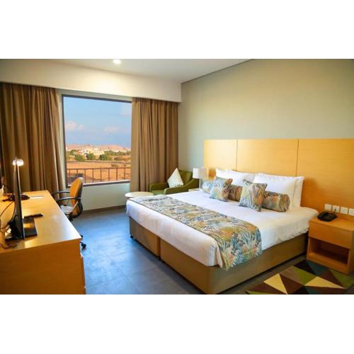 Ayla Ibri Hotel & Mall