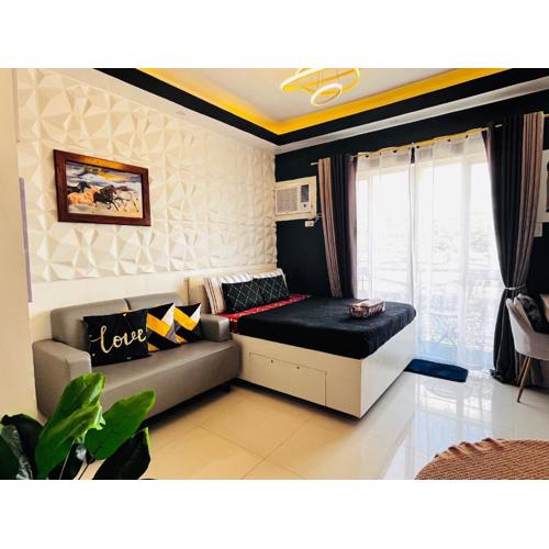 Azehr's Walk Up and Cozy Condo