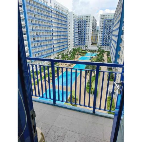 Azenith Staycation At Sea Residences Moa