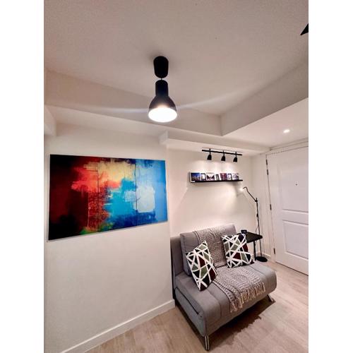 Azure 2Br 1Ba with City View Balcony and Free Parking