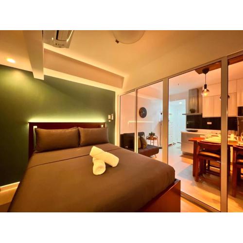 Azure New Elegant Relaxing Staycation Place