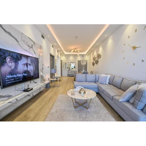 Azure Residences a Beachfront Getaway on Palm Jumeirah