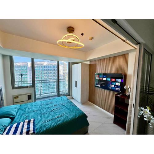 Azure South Bicutan spacious 1BR BEST view