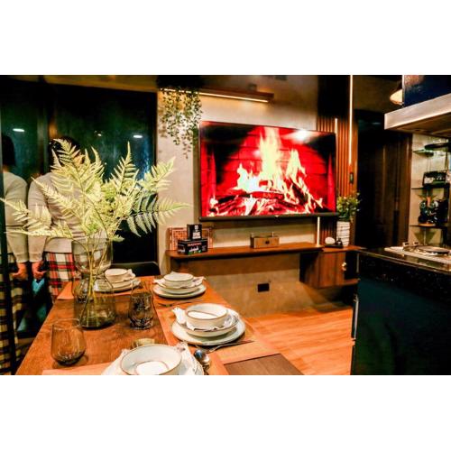 Azure Staycation by Solace Peak 2BR