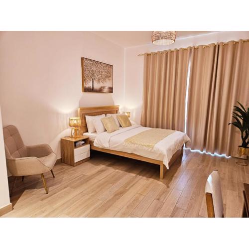 B11 Comfy Studio With Canal and Pool View