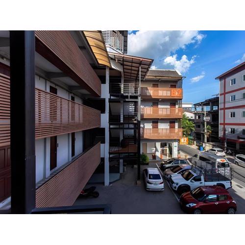 B2 Santitham Boutique & Budget Hotel