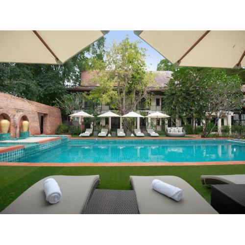 B2 Suthep Night Market Premier Resort