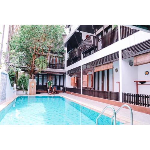 Baan Huenphen Boutique Hotel