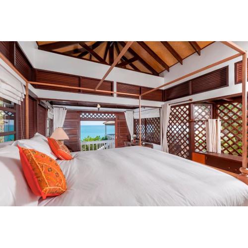 Baan Khunying - Secluded Phuket Beachfront Villa