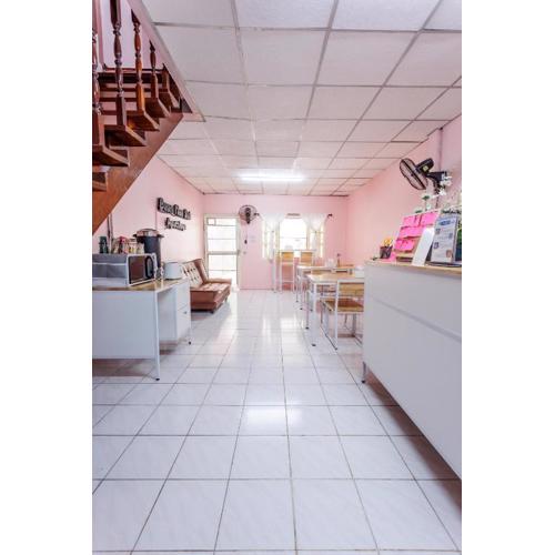 Baan Mee Suk Ayutthaya