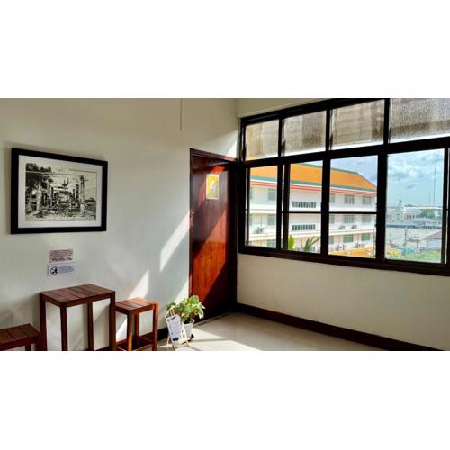 Baan PadSeeEw - Rooftop Riverview 4th floor