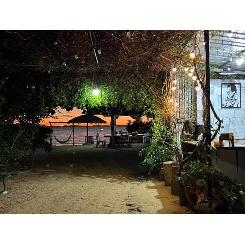 Baan Plai Laem Homestay at Koh Paluay