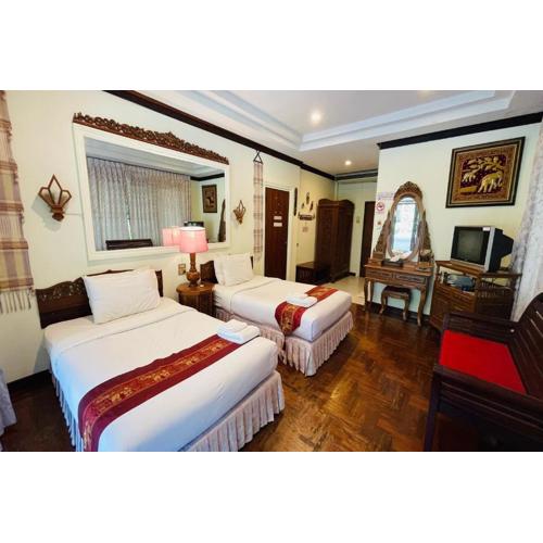 Baan Rim Kwai Paerimnam Resort