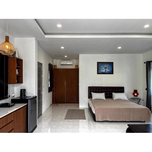 Baan Sam3 studio in Thong Sala