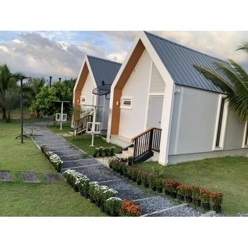 Baan Suan Madam บ้านสวนมาดามวังน้ำเขียว