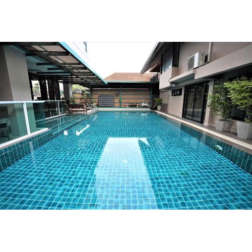 Baan Tanwa - MRT Ratchadapisek Exit 1 or 2