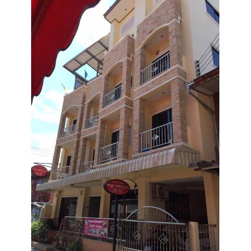 Baan Taweesuk Guest House