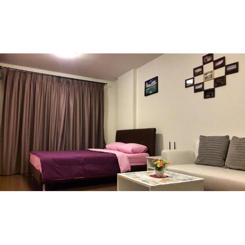 Baan Thew Lom Cha-am by Natcharee