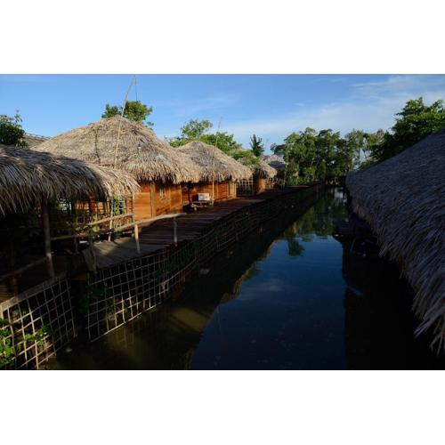 Baan​ Tonlamphu​ Pakpra