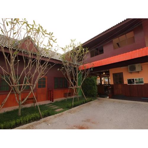 Baanbor Resort Kanchanaburi