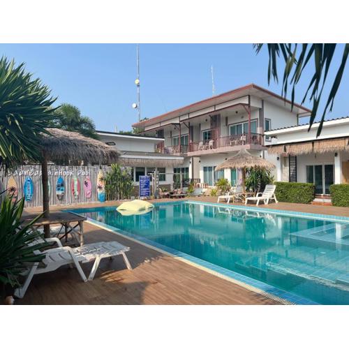 Baancaptainhook pool kohlarn