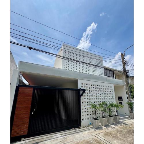 BaanChan House and Studio at Ramkhamhaeng