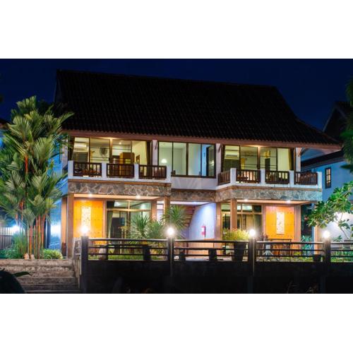 BaanRimNam Resort Trat