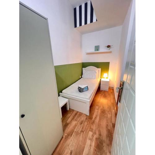 Bachelor Partition Room in Tecom Near Internet City Metro