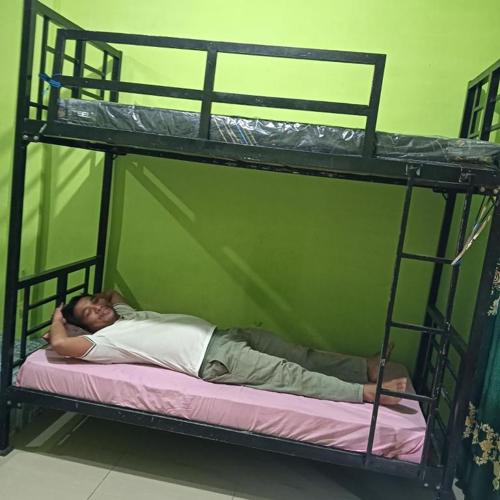 BACKPACKER LODGE Trekking & Transport