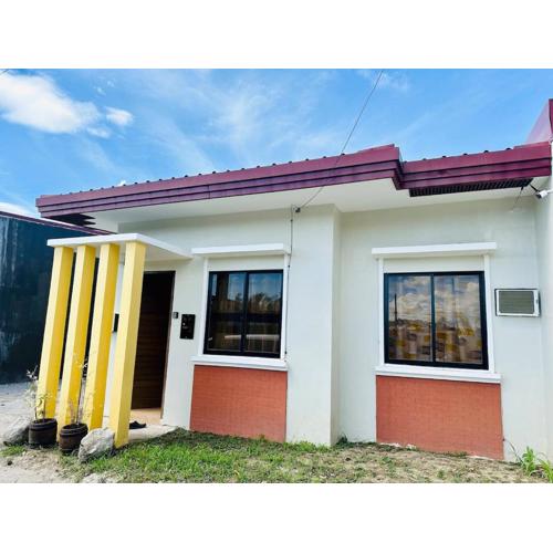 Bacolod Bungalow House - Max 6 Pax