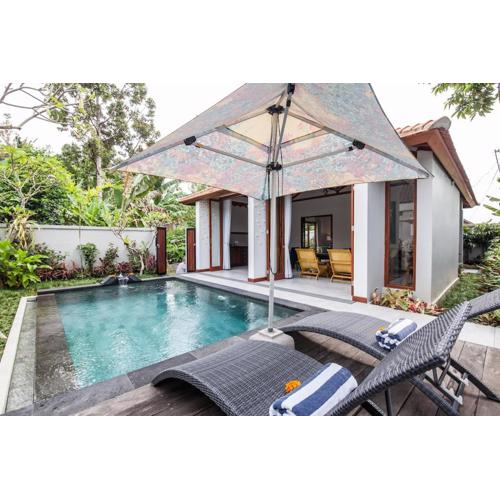 Badra House Frangipani