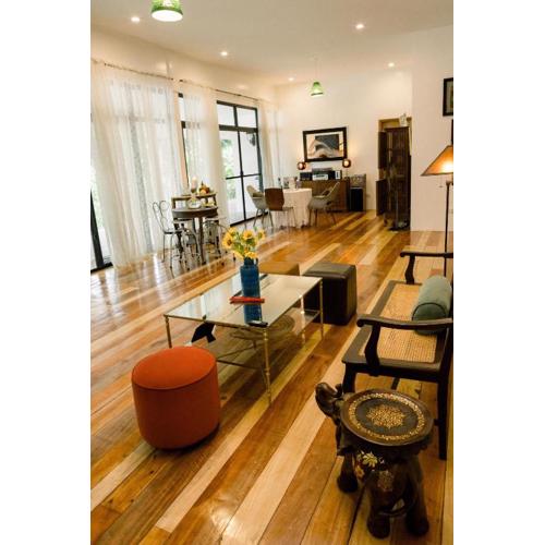 Balai Benedicere Bed & Breakfast